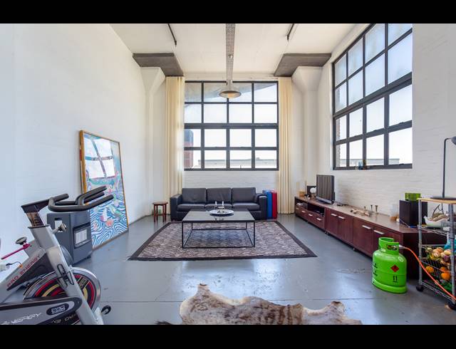 1 BEDROOM APARTMENT FOR SALE IN OBSERVATORY